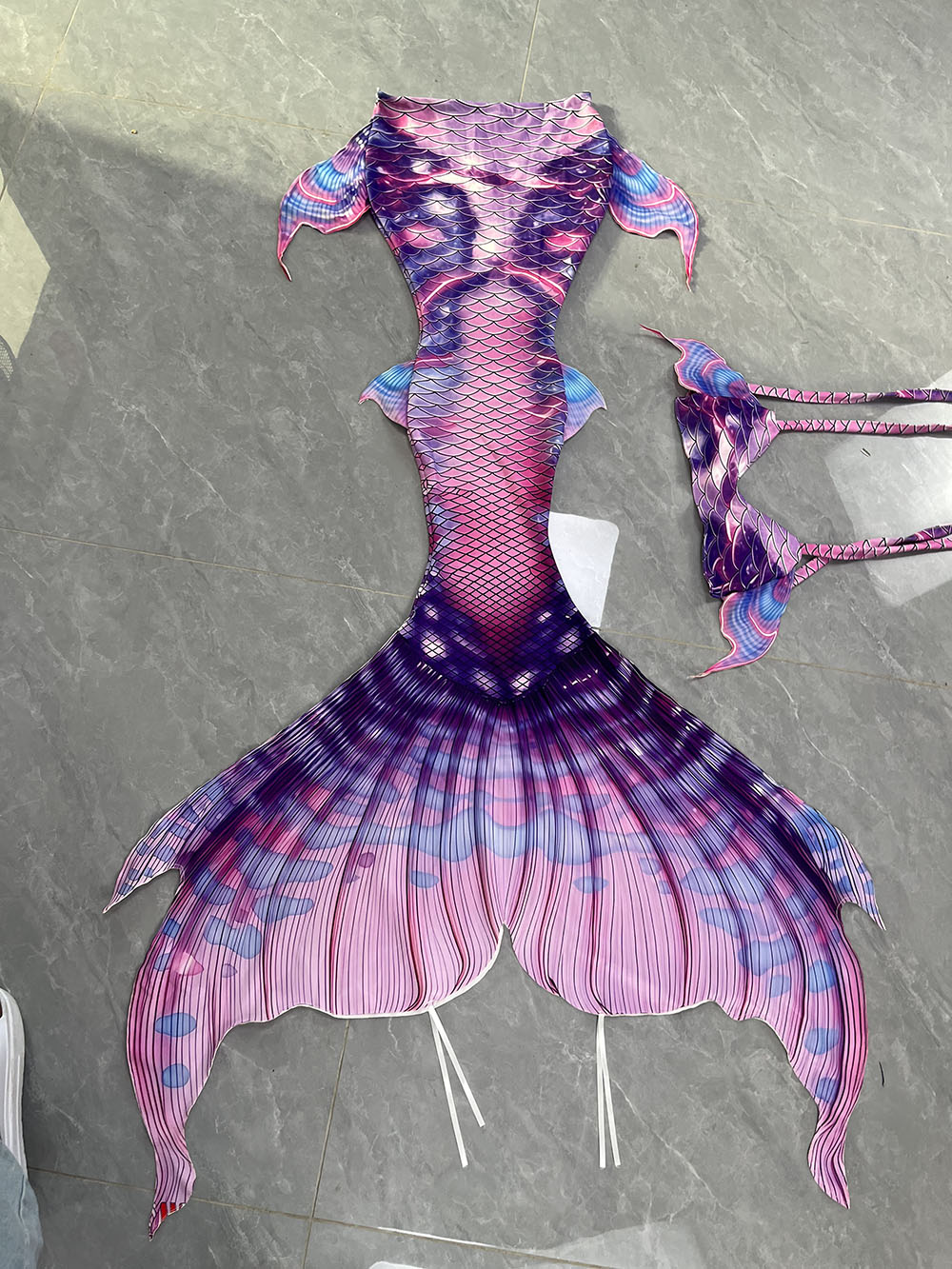 Original Color Mermaid Tail Me - огляд і ціна Aquarium & Marine Museum Universiti Malaysia Sabah Kota Kinabalu Sabah Reviews